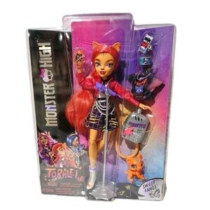 Monster High Cat Toralei Stripe Collectible Doll with Pet and Accessories New